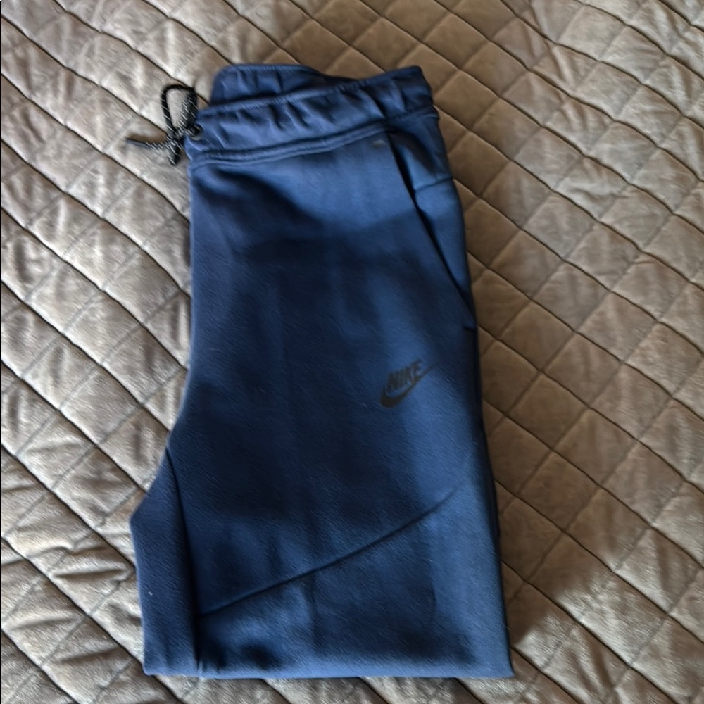 Nike navy blue tech jogger pants size SM - Picture 6 of 6